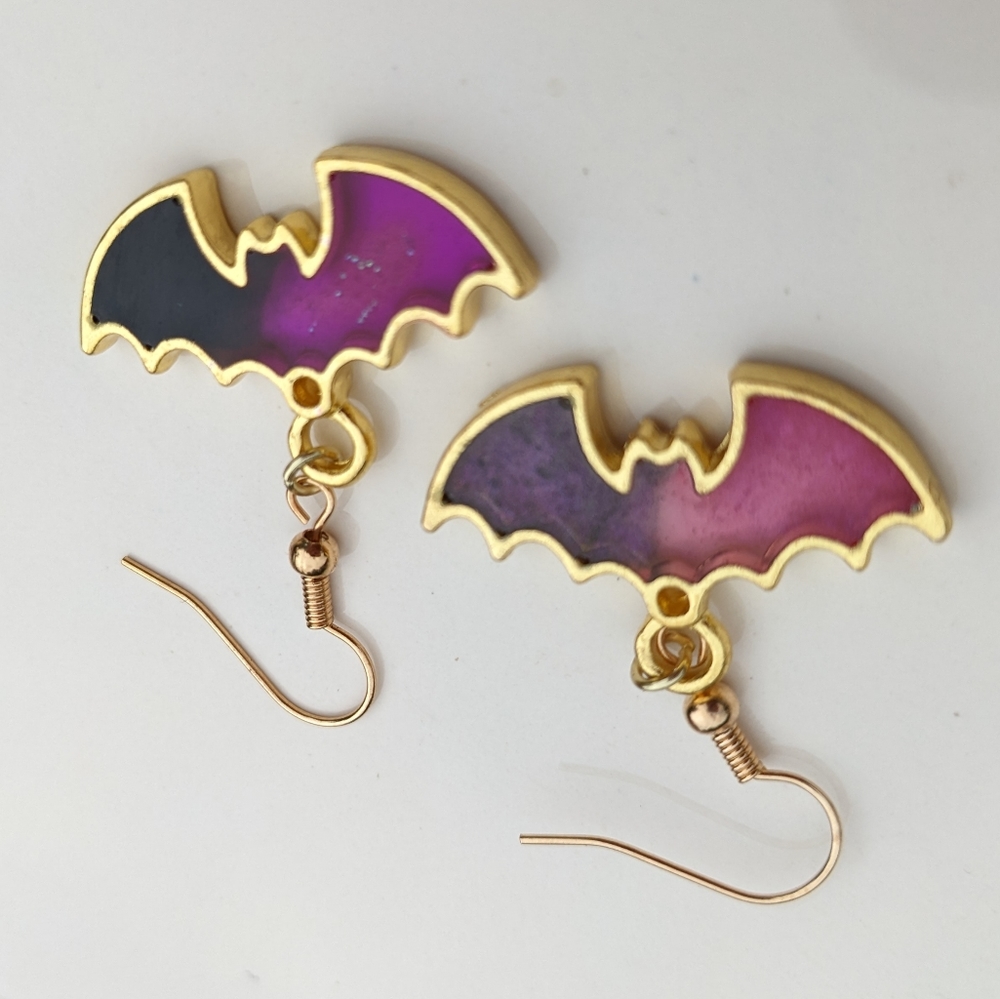 Bats Purple Wicked Earrings Handmade Resin Bat Gold Lightweight Spooky - Picture 4 of 7